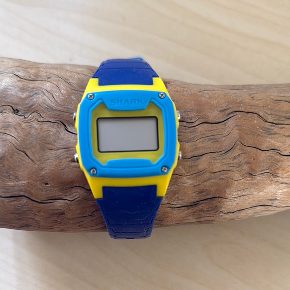 Freestyle Men’s Shark Classic Watch